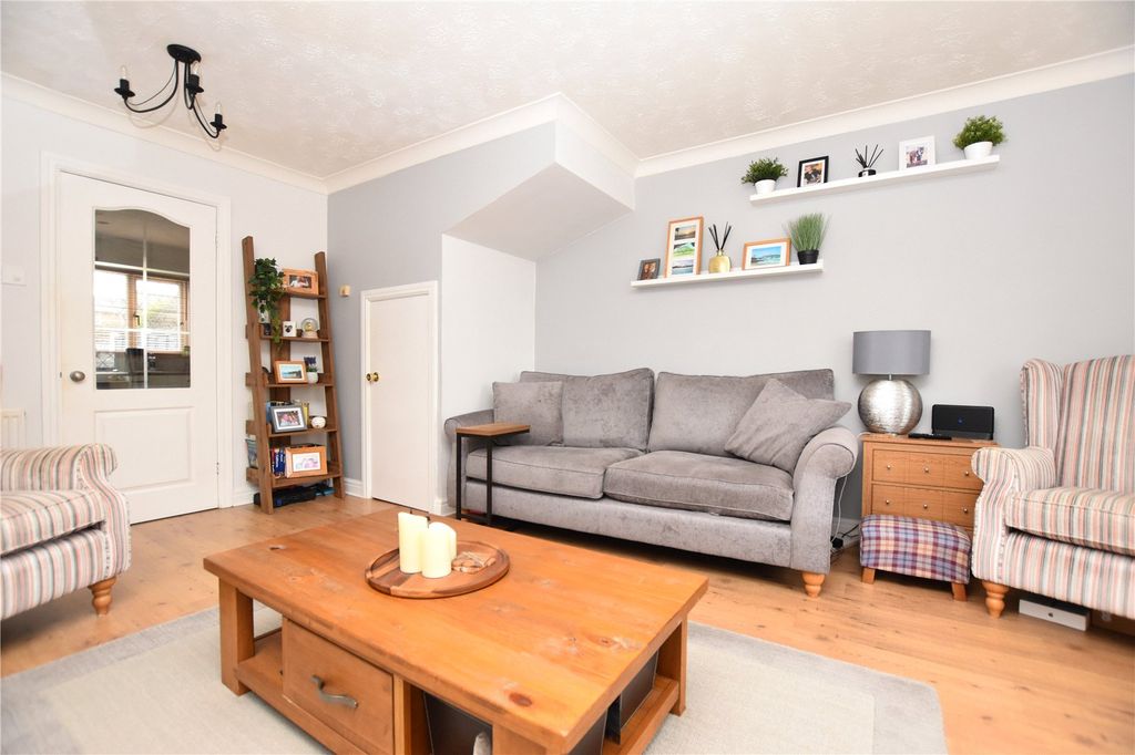 Property photo 3 of 21 Picture No. 11