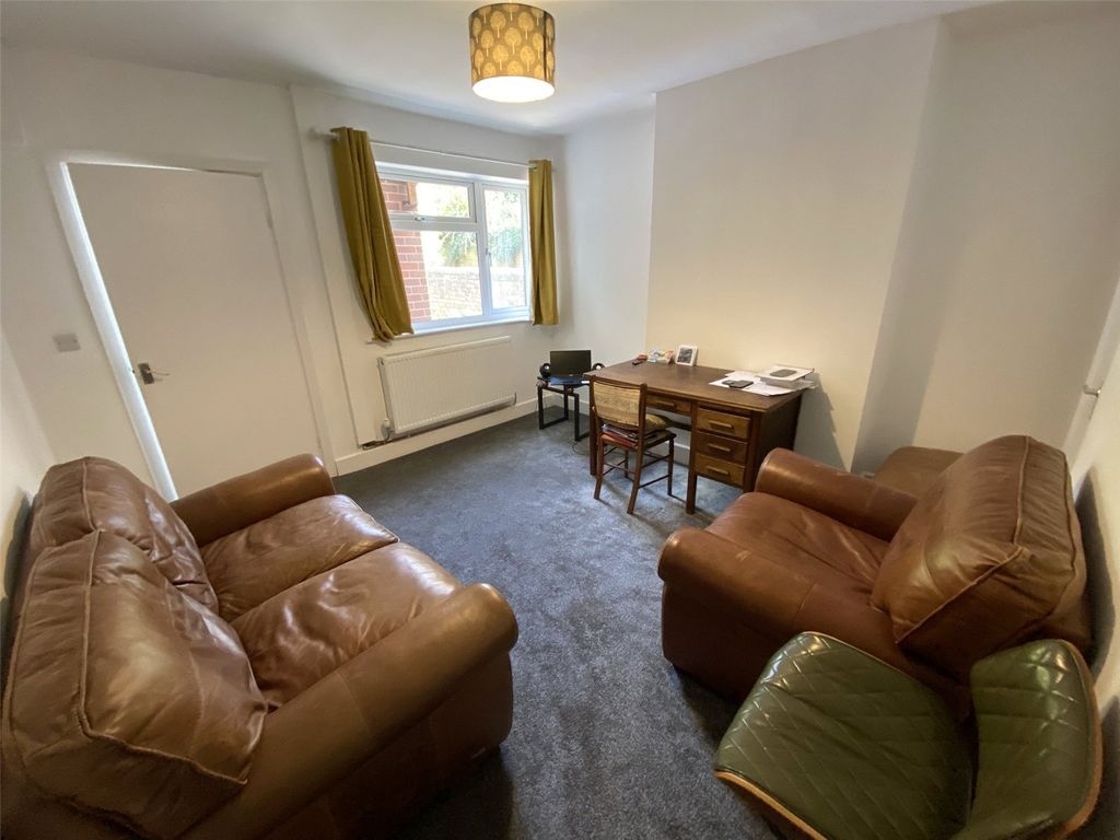 Property photo 3 of 12 Picture No. 08