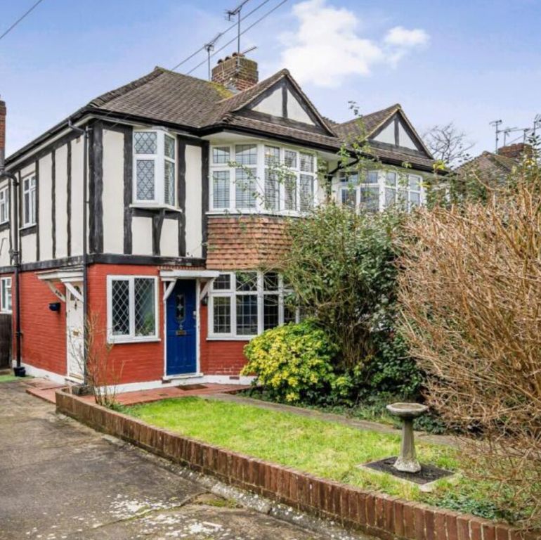 Property photo 3 of 6 Picture No. 06