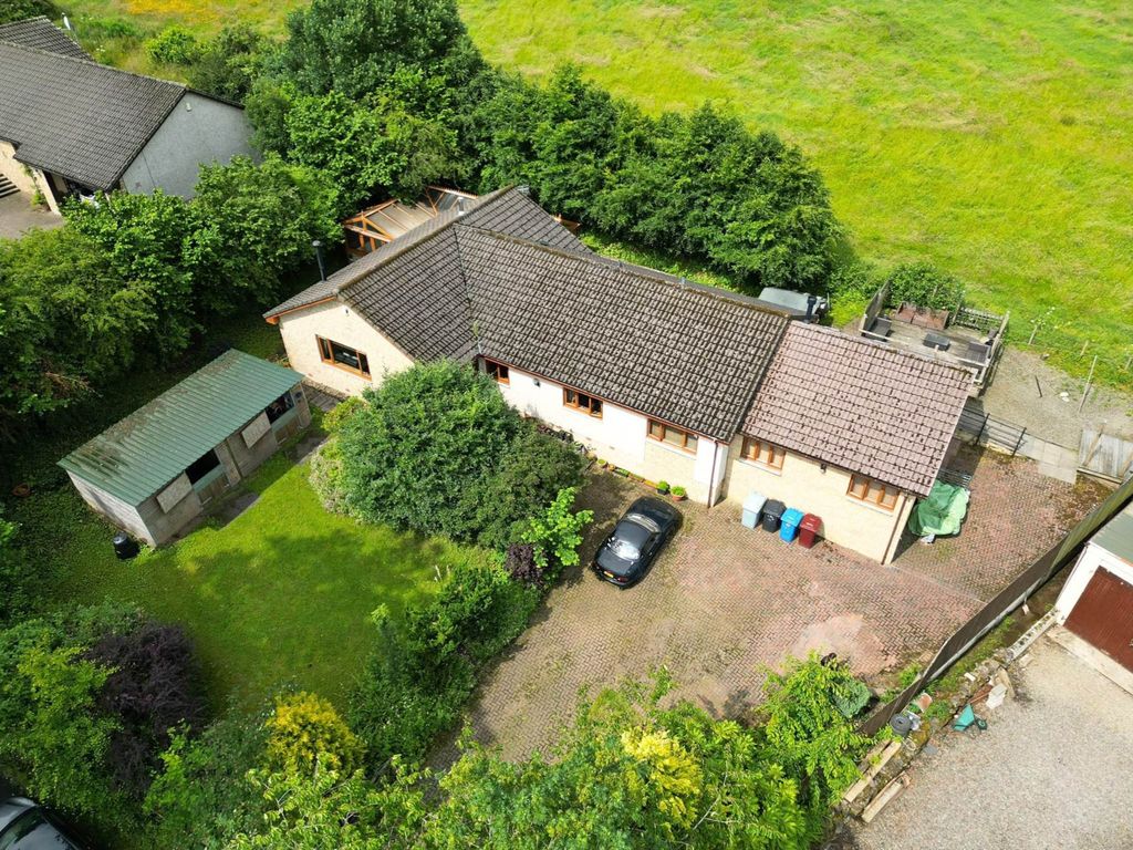 Property photo 1 of 26