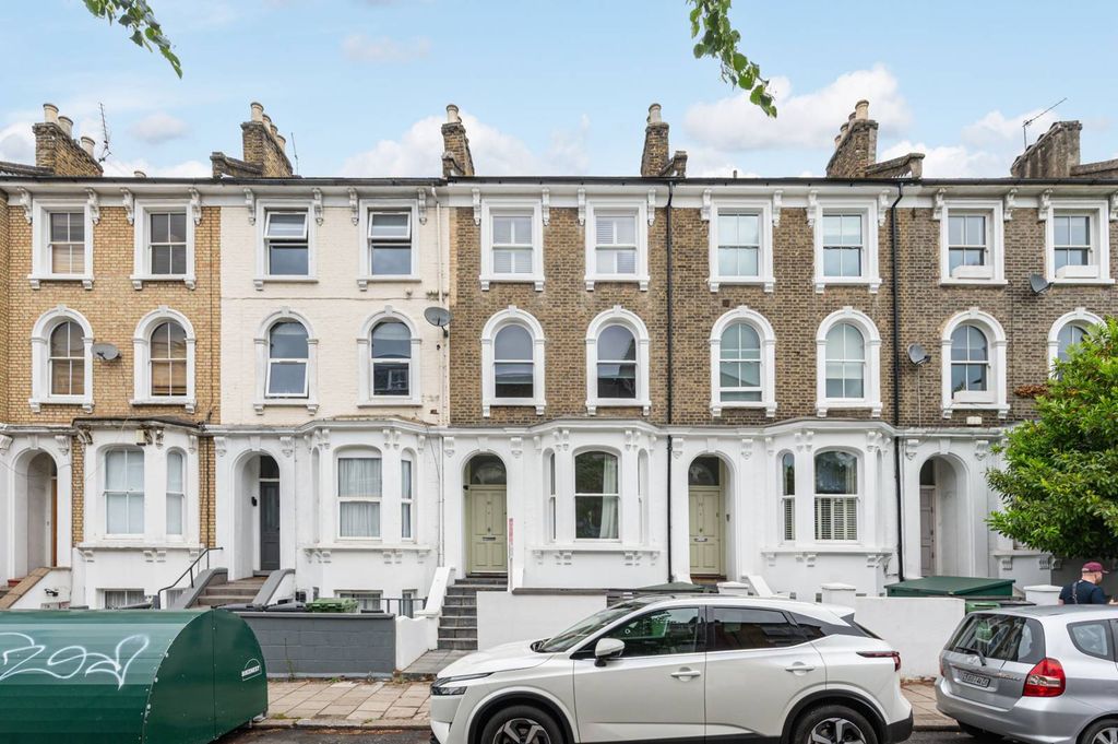 Property photo 1 of 7