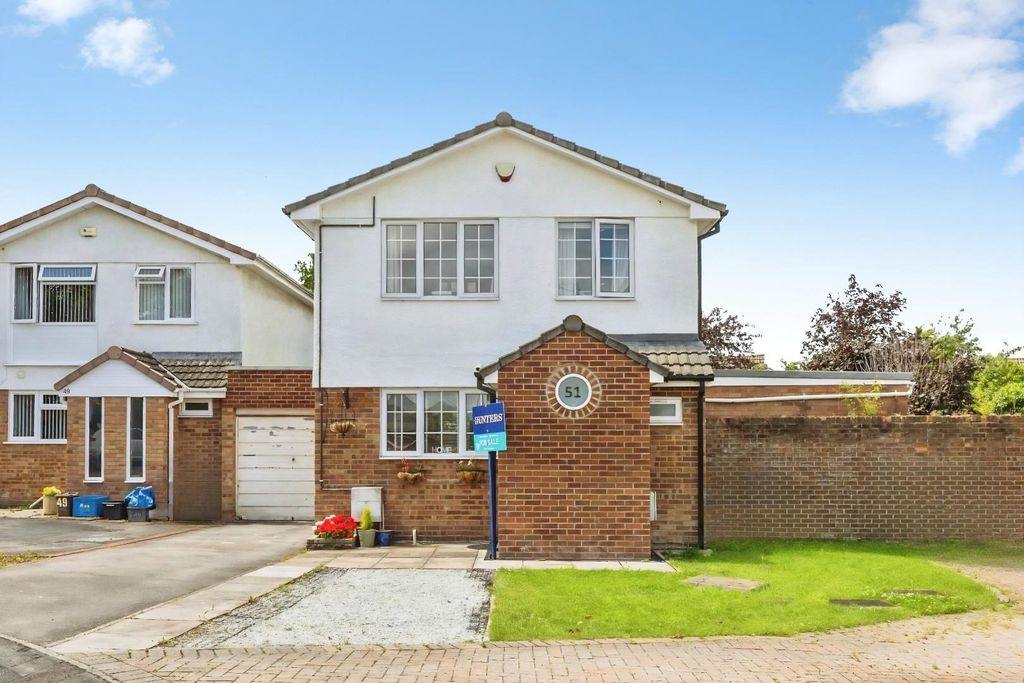 Property photo 1 of 27