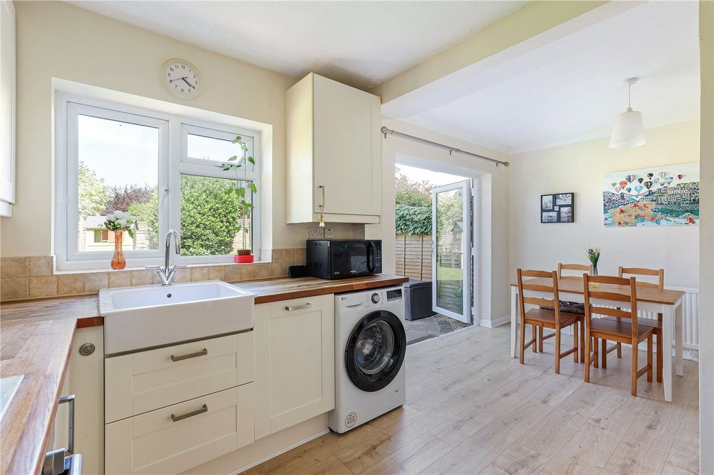 Property photo 3 of 15 Picture No. 27