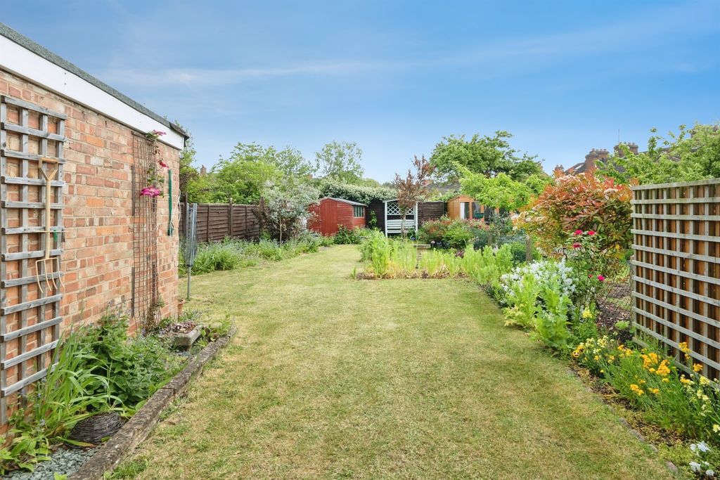 Property photo 2 of 16