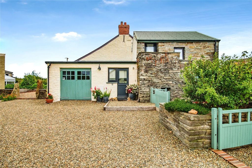 Property photo 3 of 66 Picture No. 50
