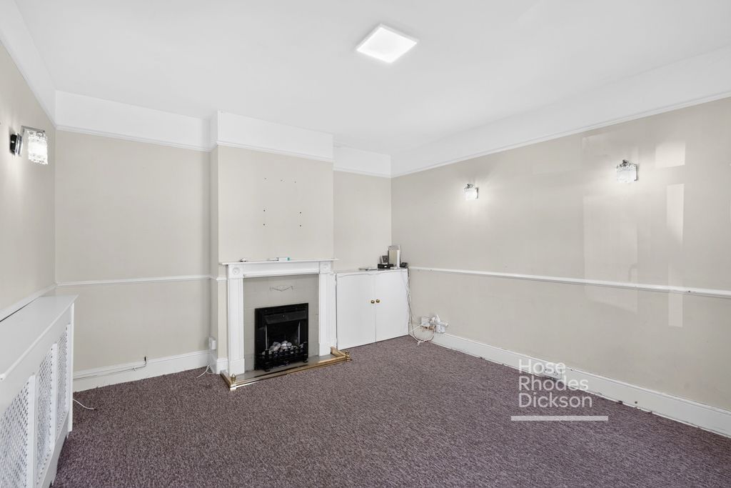 Property photo 2 of 23 Pbox-Img.Jpg