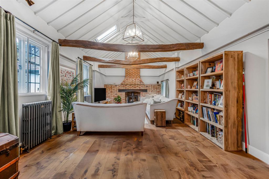 Property photo 2 of 36 32_45025.Jpg