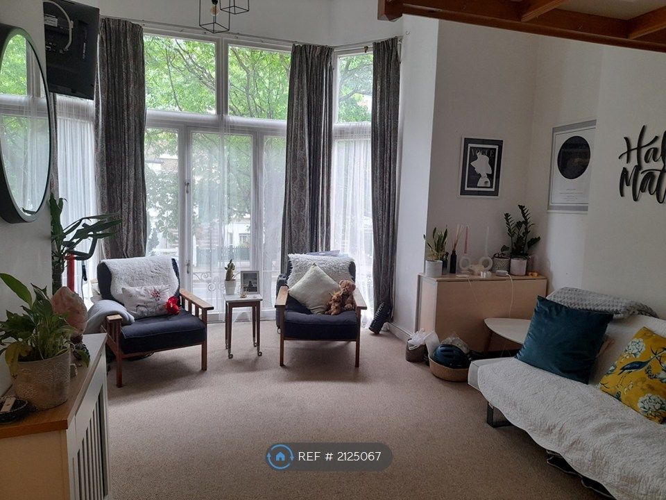 Property photo 2 of 4