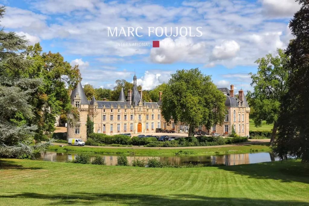 Property photo 1 of 18 A Château Of Prestige And Elegance Between Paris And Chartres