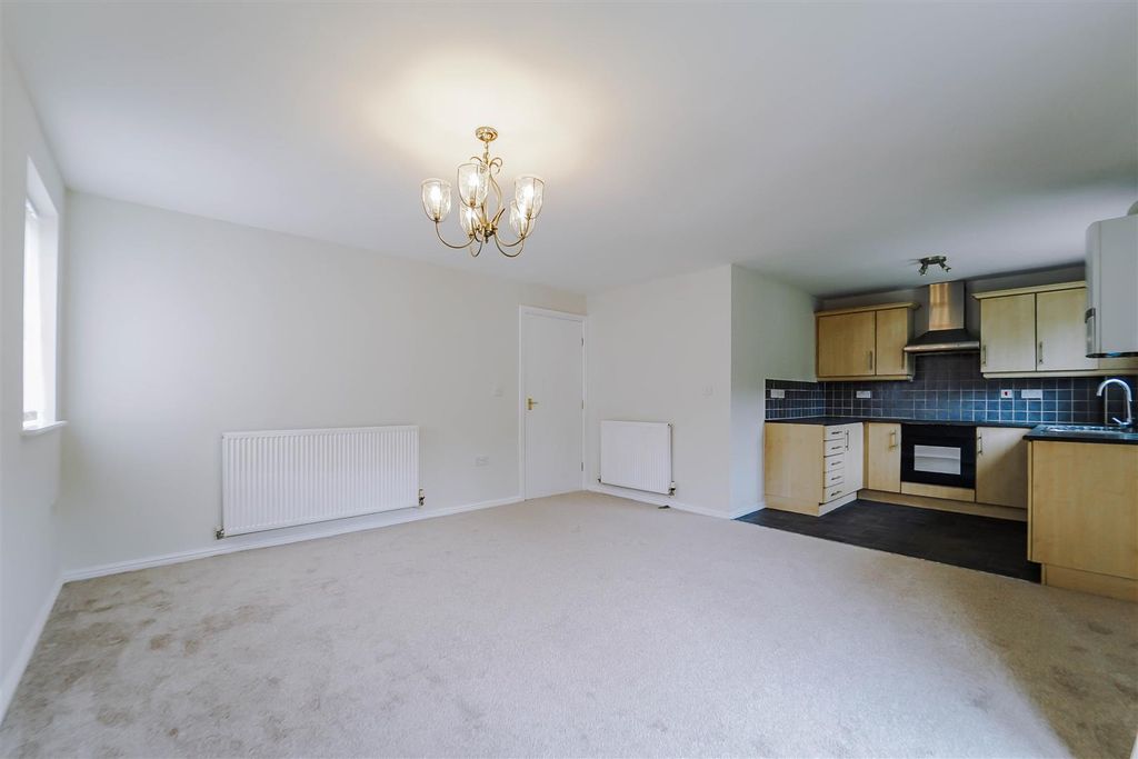 Property photo 2 of 14 2.Jpg