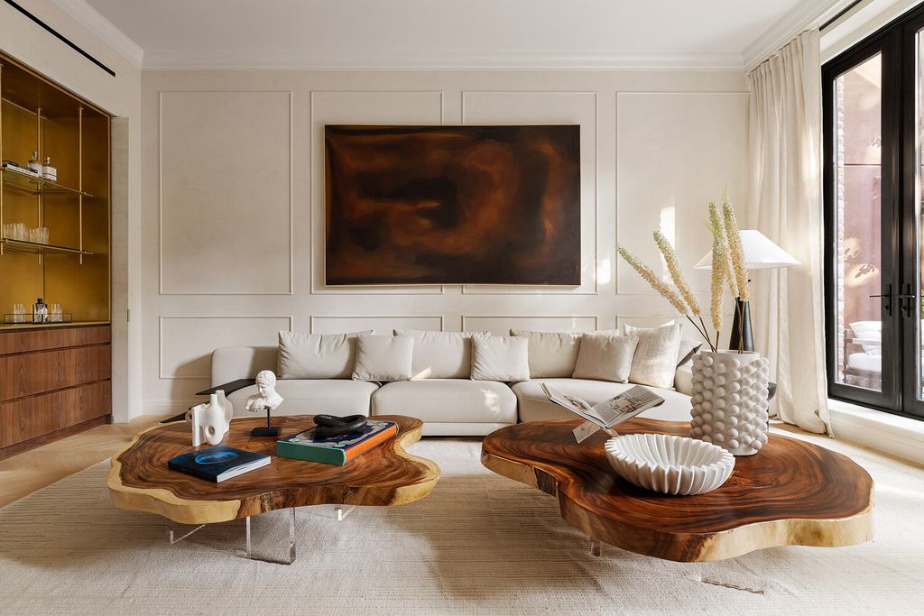 Property photo 2 of 47