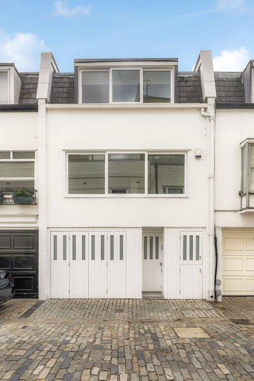 Property photo 1 of 14 External