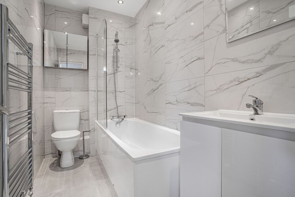 Property photo 3 of 15 Bathroom