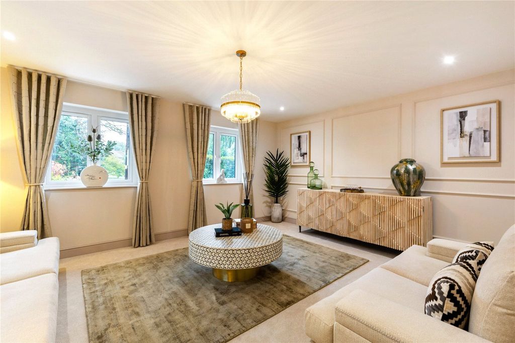 Property photo 2 of 14 Living Room