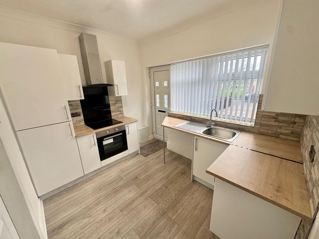 Property photo 2 of 18 Photo 5