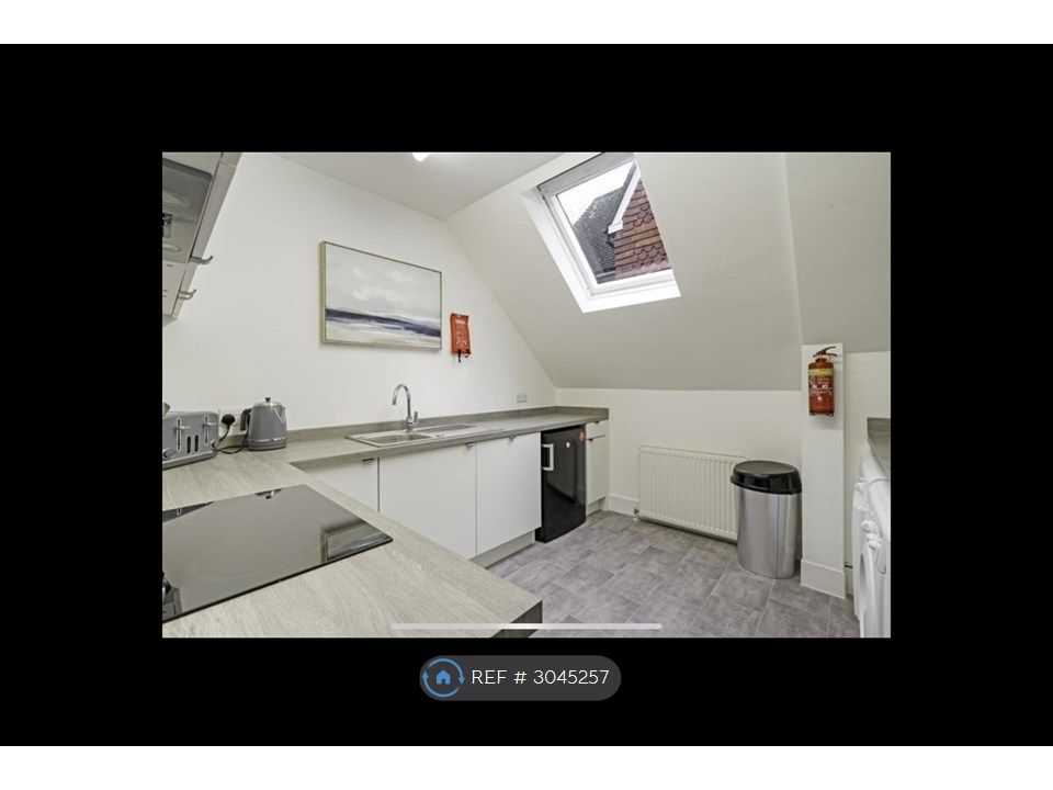 Property photo 3 of 5 Additional Shared Kitchen Laundry Room