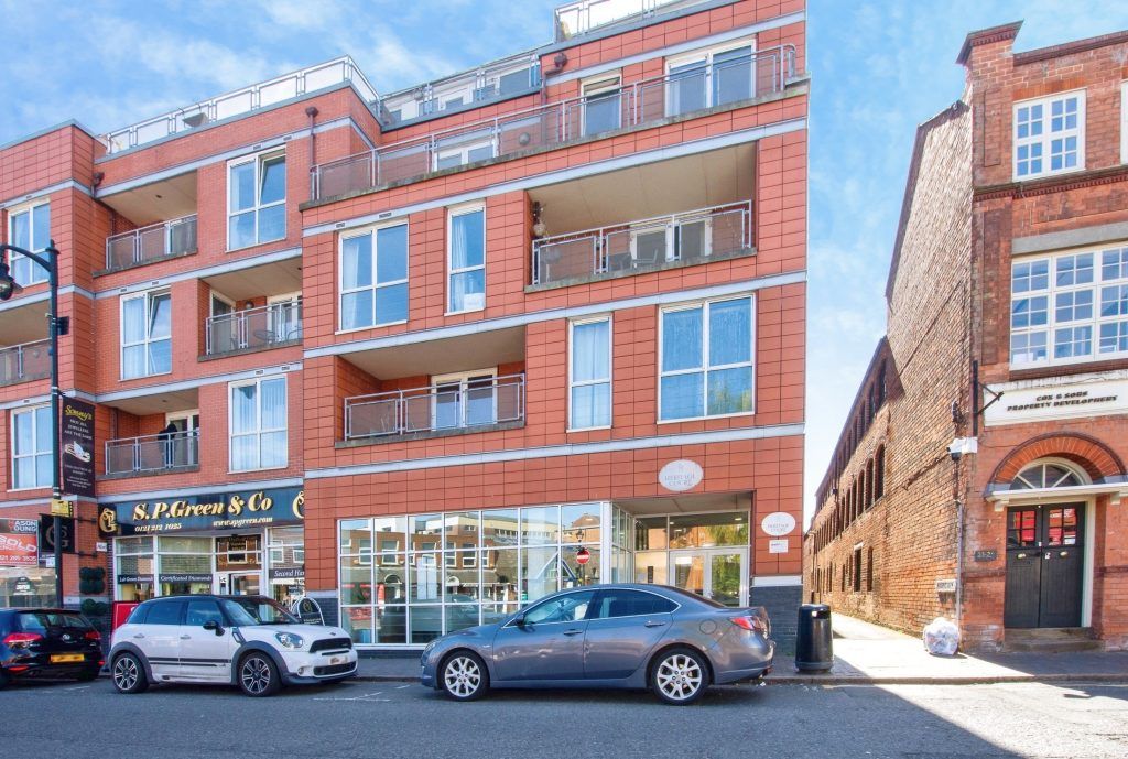 Property photo 1 of 17