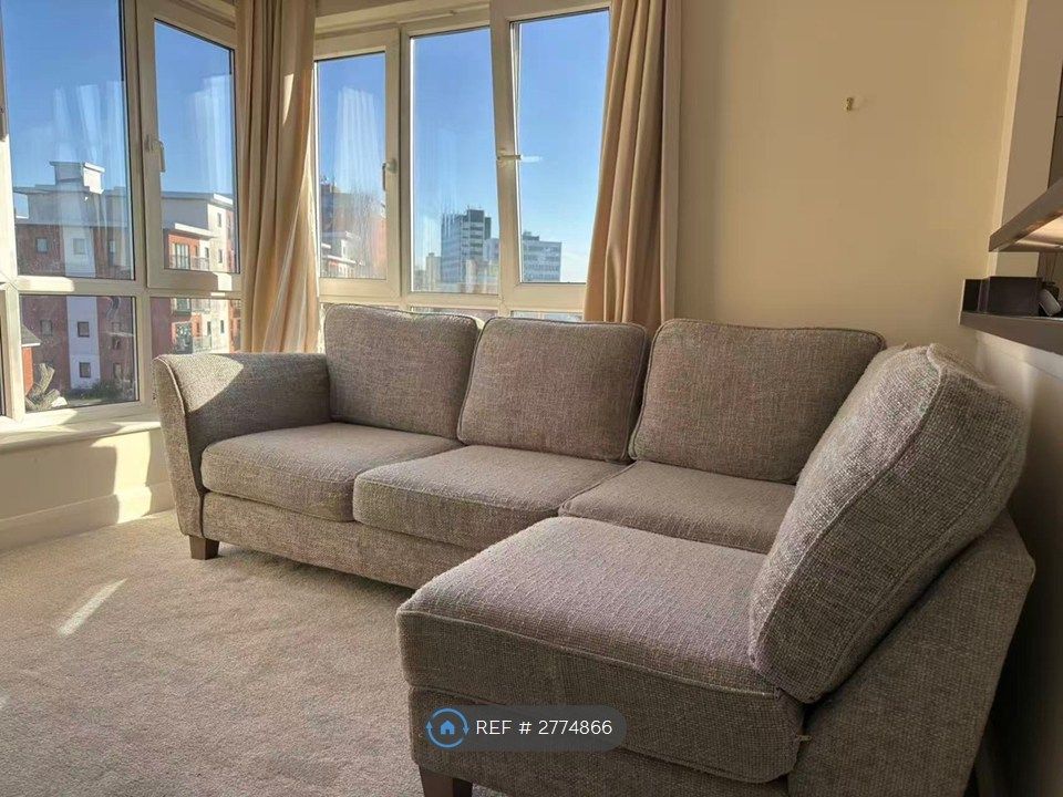 Property photo 3 of 8