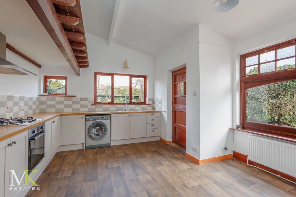 Property photo 2 of 12 Photo 10