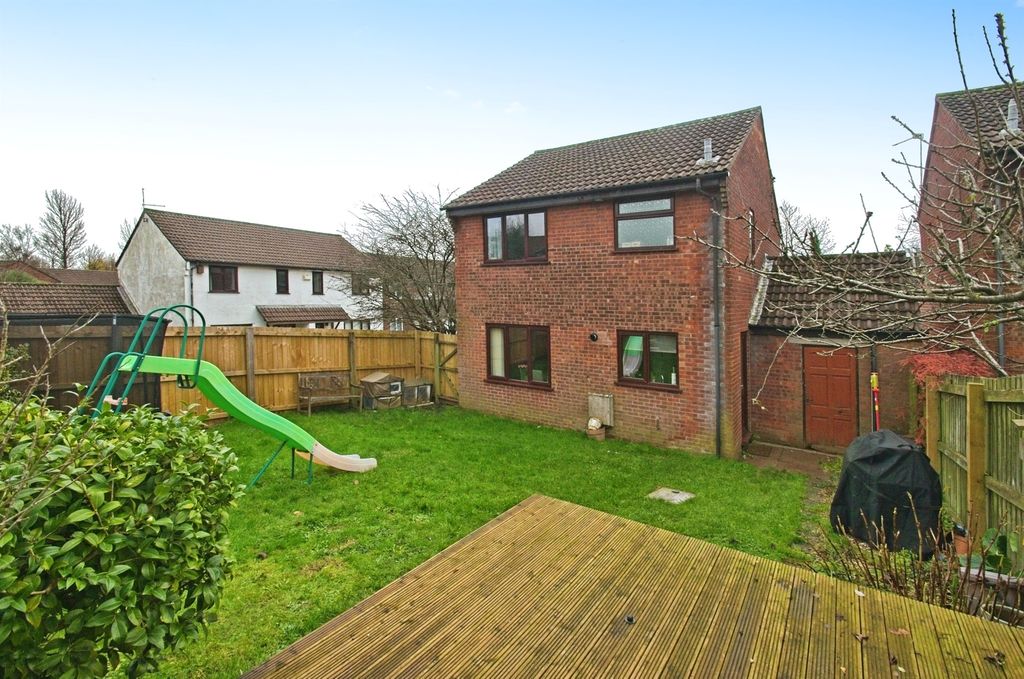 Property photo 2 of 15