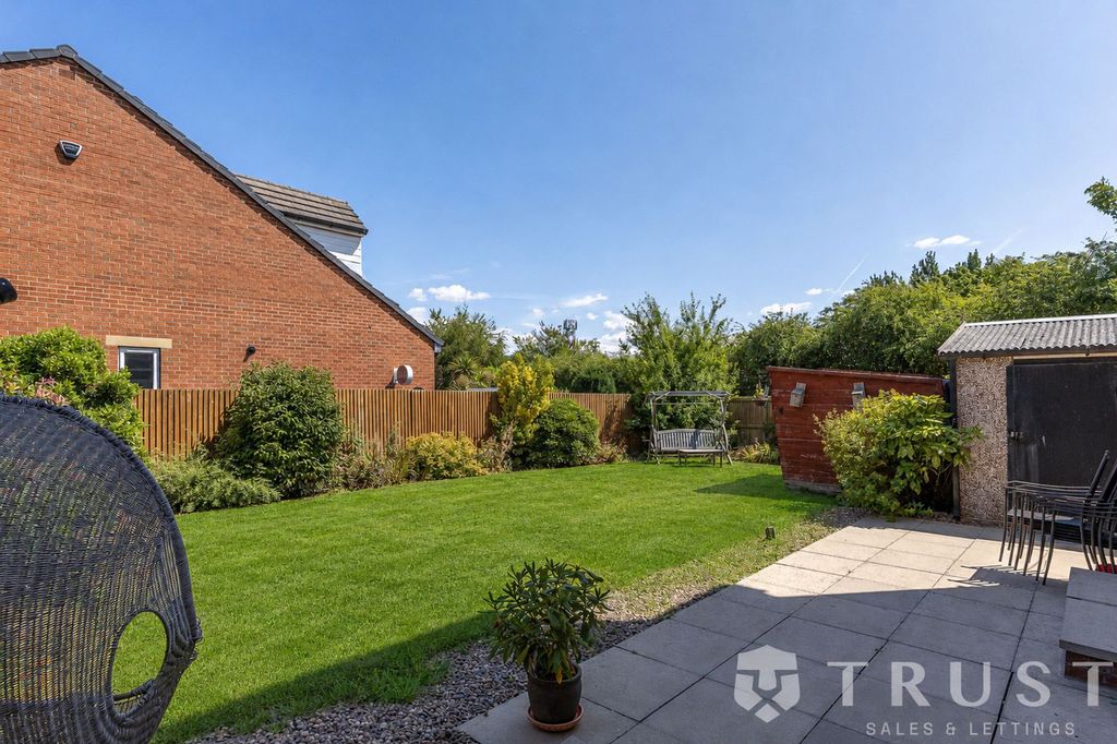 Property photo 3 of 54