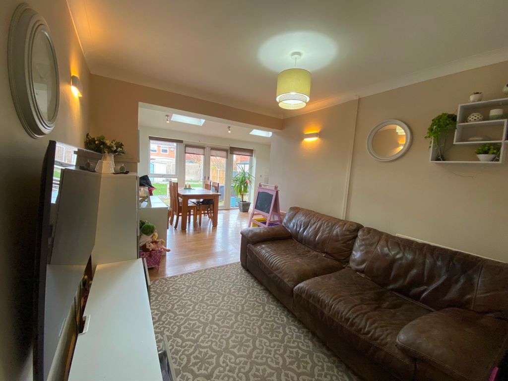 Property photo 3 of 21