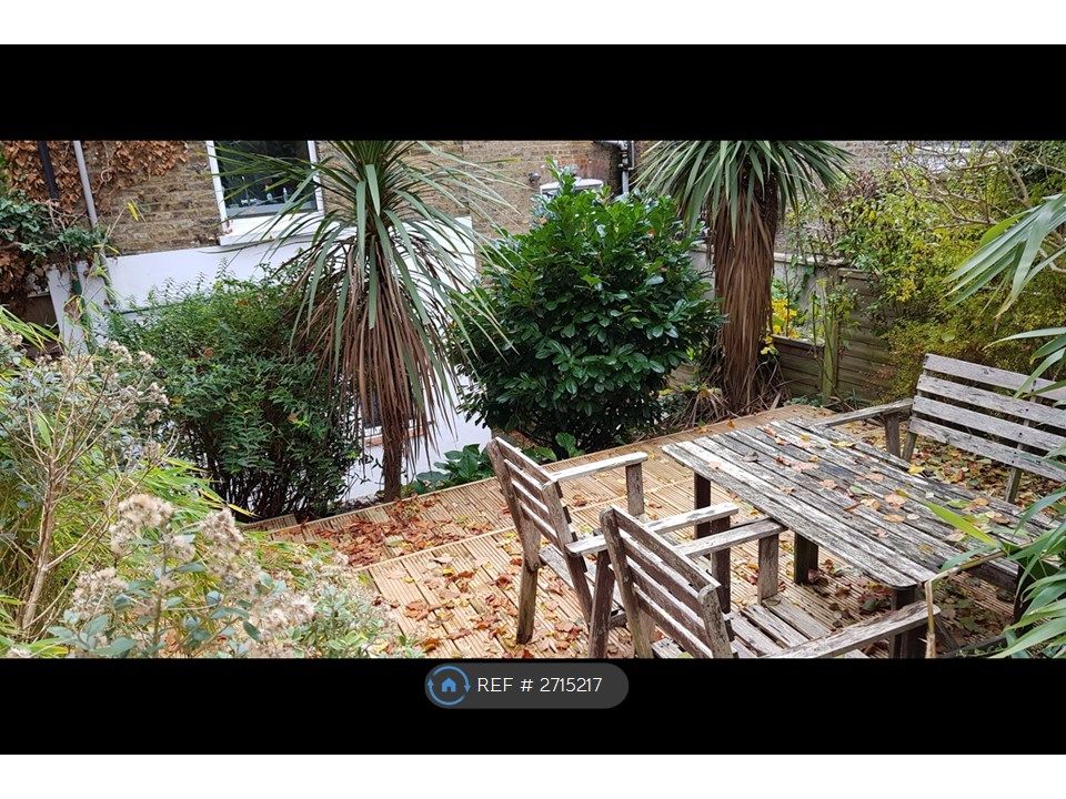 Property photo 2 of 7 New Decking