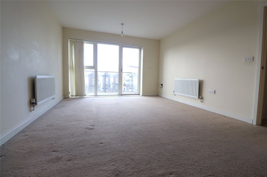 Property photo 2 of 9 Living Room