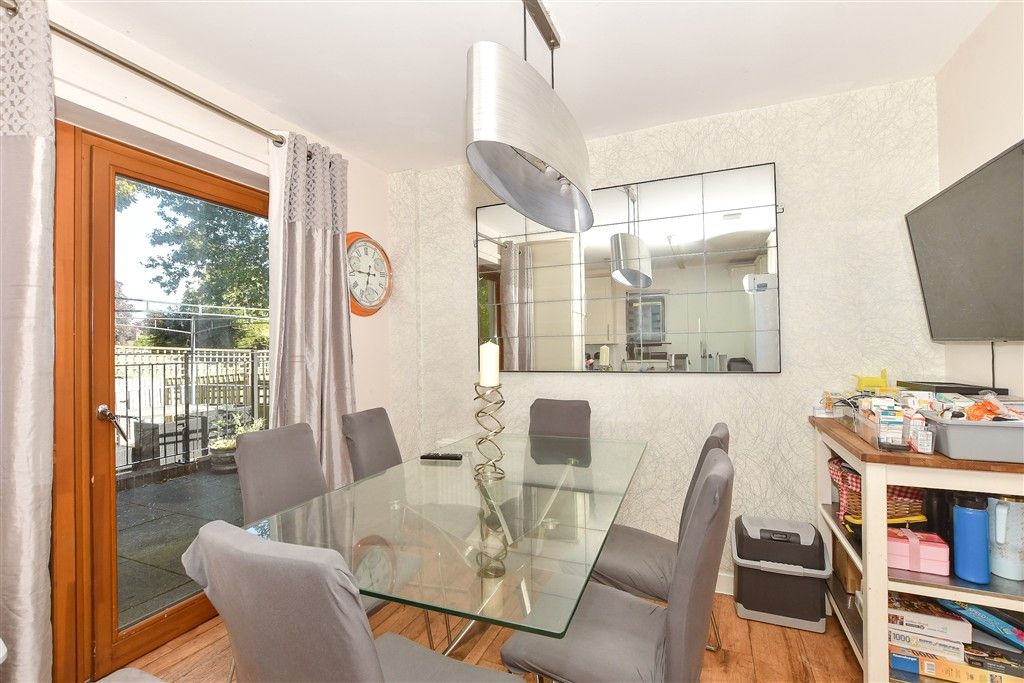 Property photo 1 of 11 Kitchen/ Diner