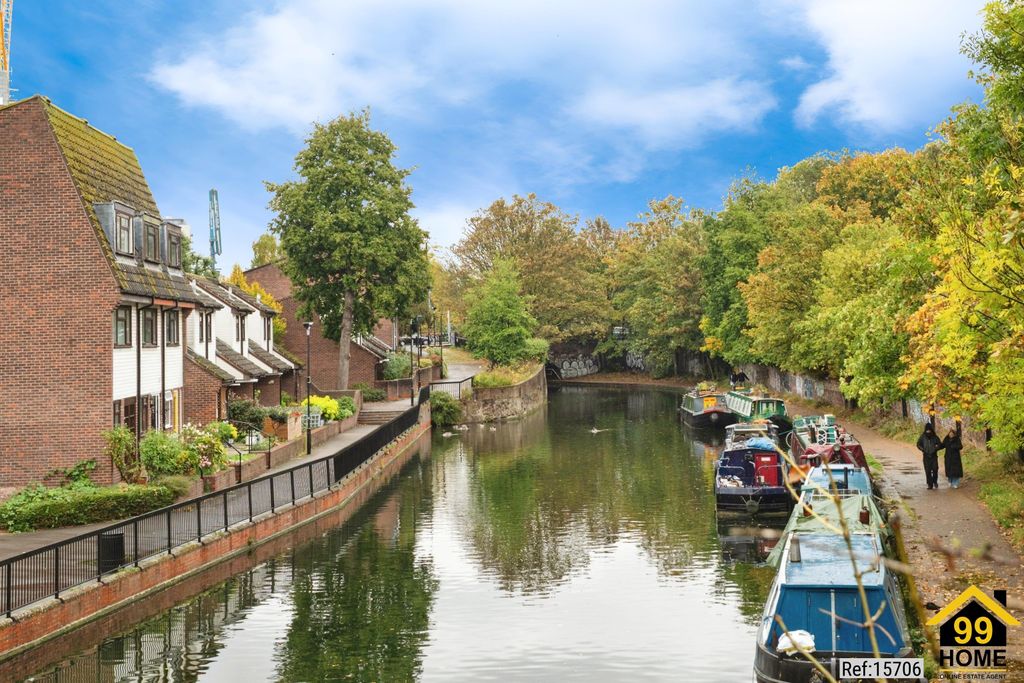 Property photo 3 of 20 Photo 2