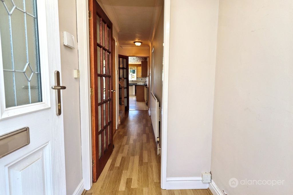 Property photo 2 of 23 5187483