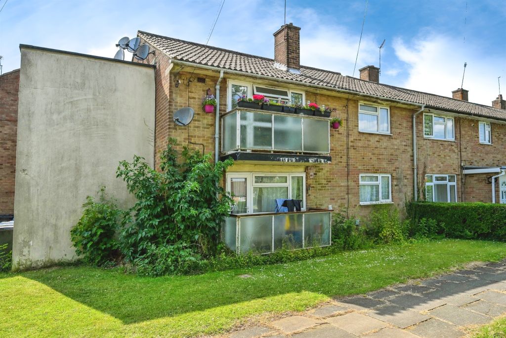 Property photo 1 of 12