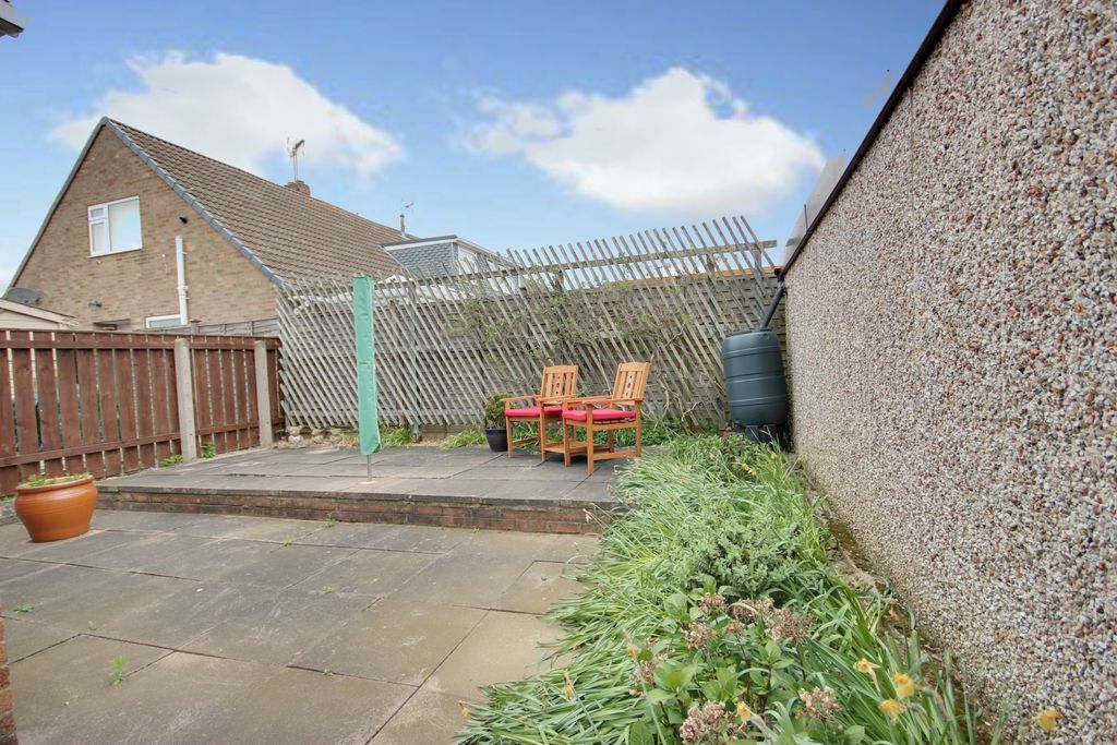 Property photo 2 of 18 1 Garden A