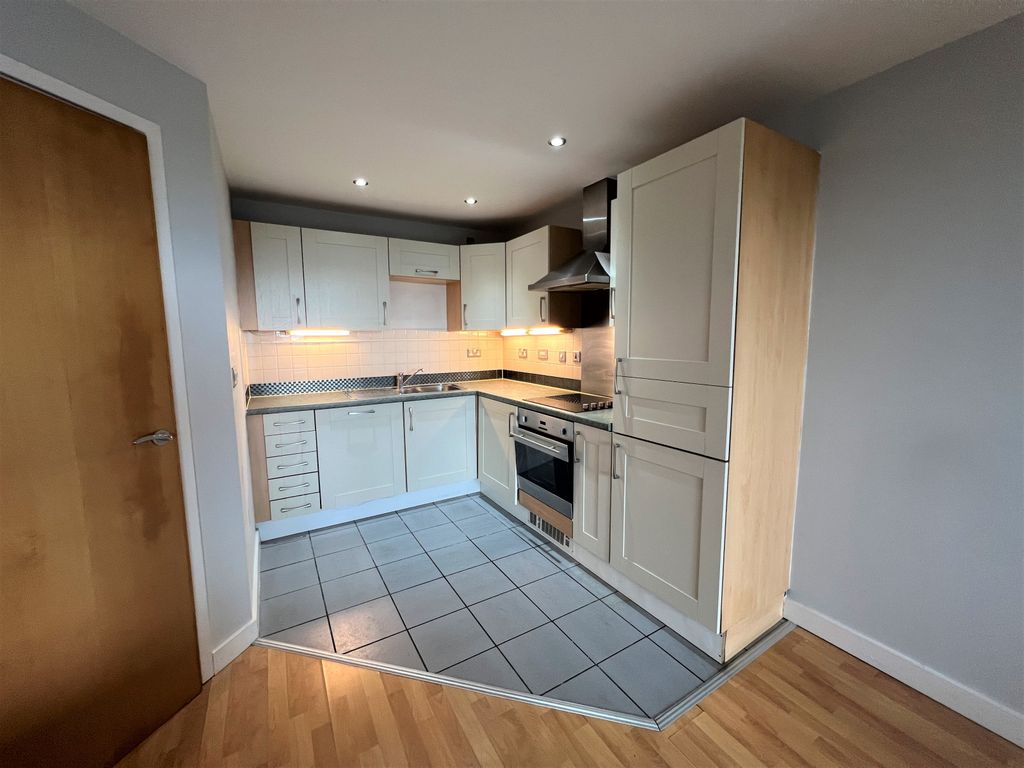 Property photo 3 of 20 Gallery