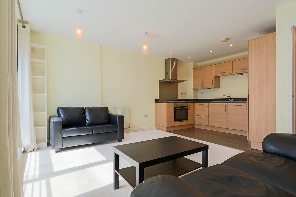 Property photo 2 of 4 1