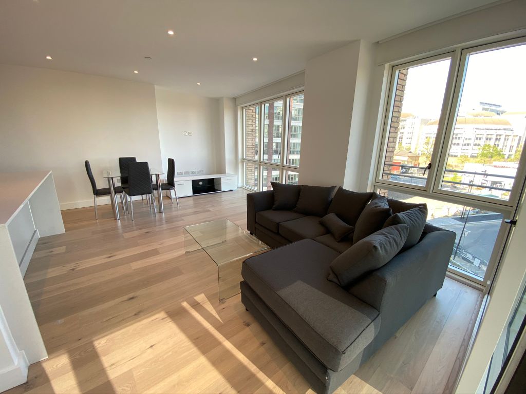 Property photo 2 of 14