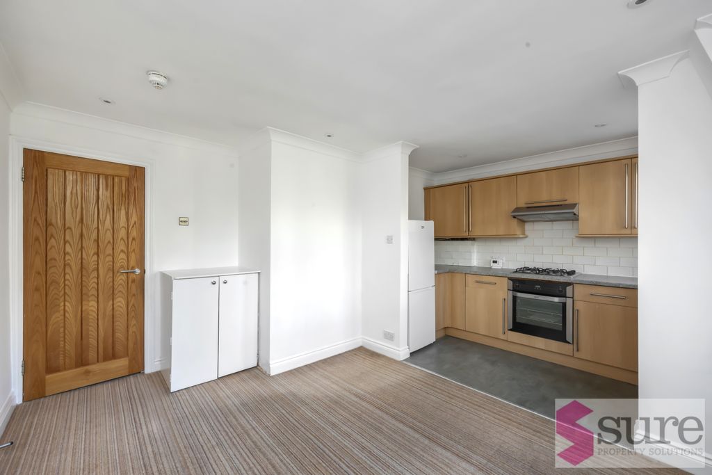 Property photo 2 of 15 Marine Parade, 118, Flat 2-007