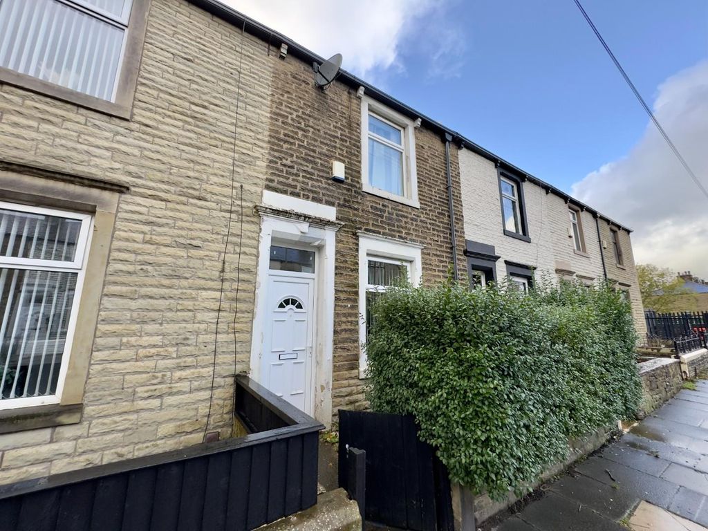 Property photo 1 of 10 Main Photo Lowerhouse Lane, Burnley, For Sale, Pet