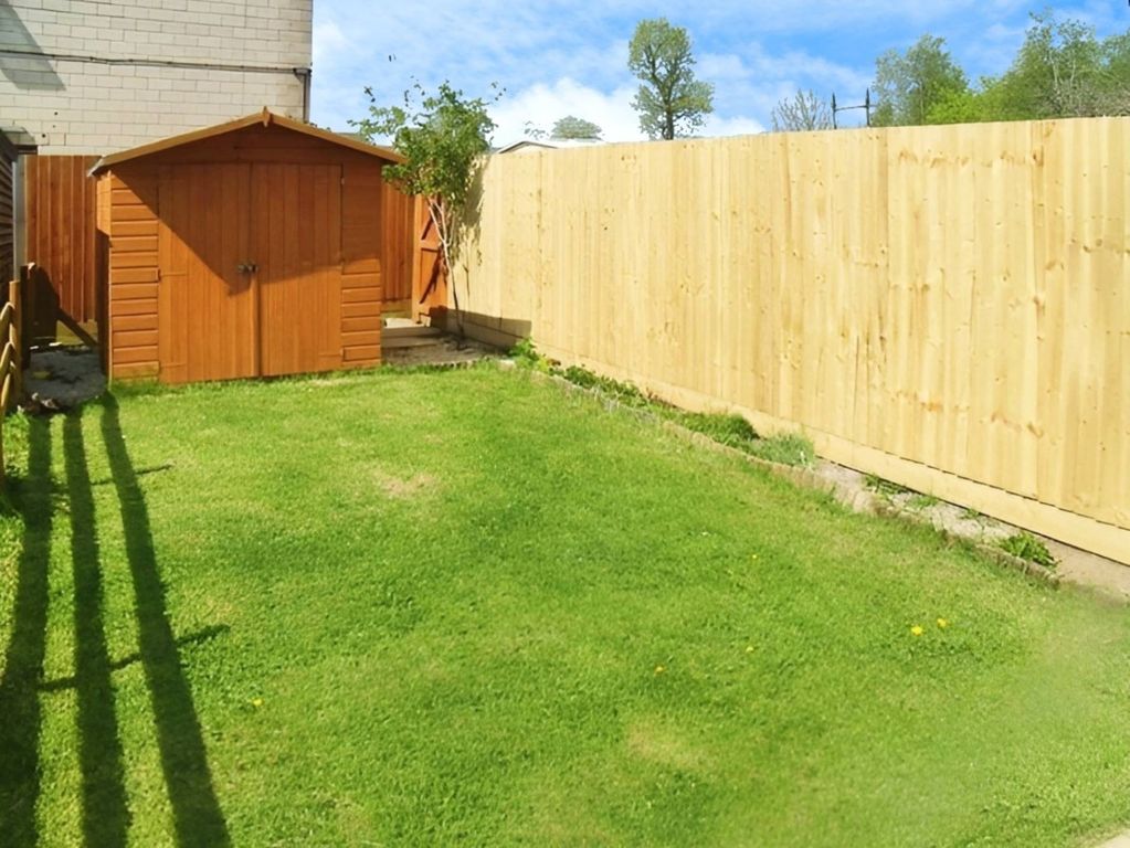 Property photo 3 of 5