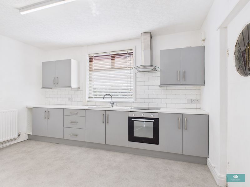 Property photo 3 of 14 Photo 13