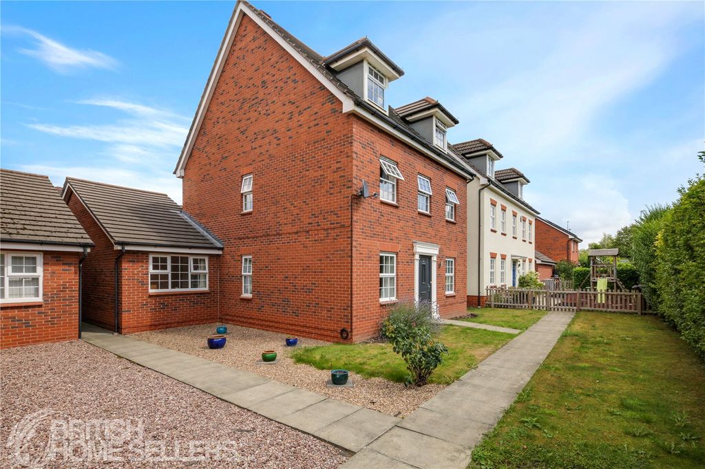 Property photo 2 of 18 Picture No. 14