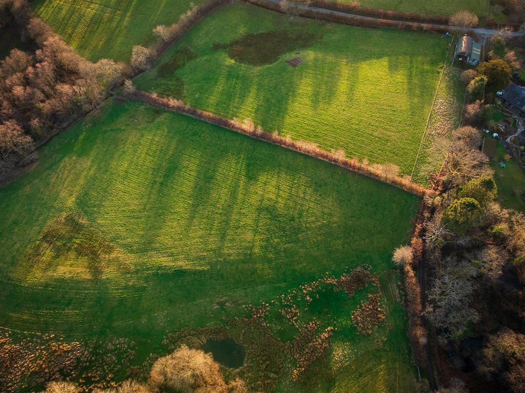 Property photo 3 of 3 15205.Jpg