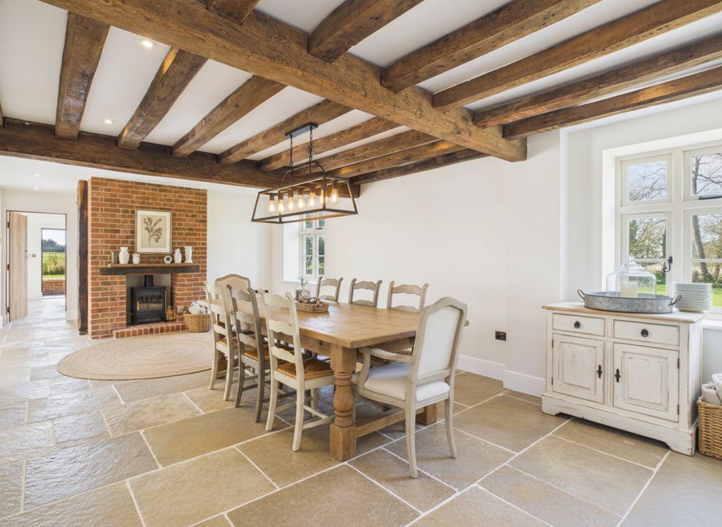 Property photo 3 of 34 Tithe Farm House Ilketshall St Andrew Nr34 8Jl Din