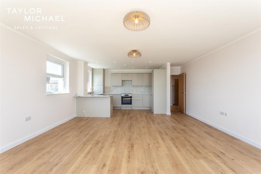 Additional image 26 of 2 bed flat to rentThe Esplanade, Selden, Worthing BN11