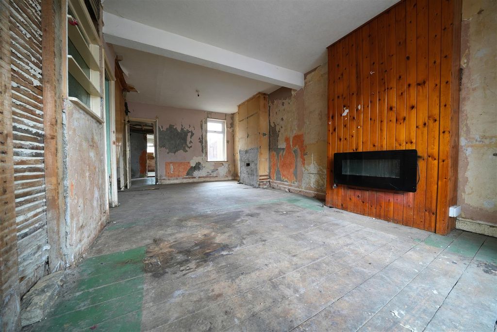 Property photo 3 of 10 Untitled Design (15).Png