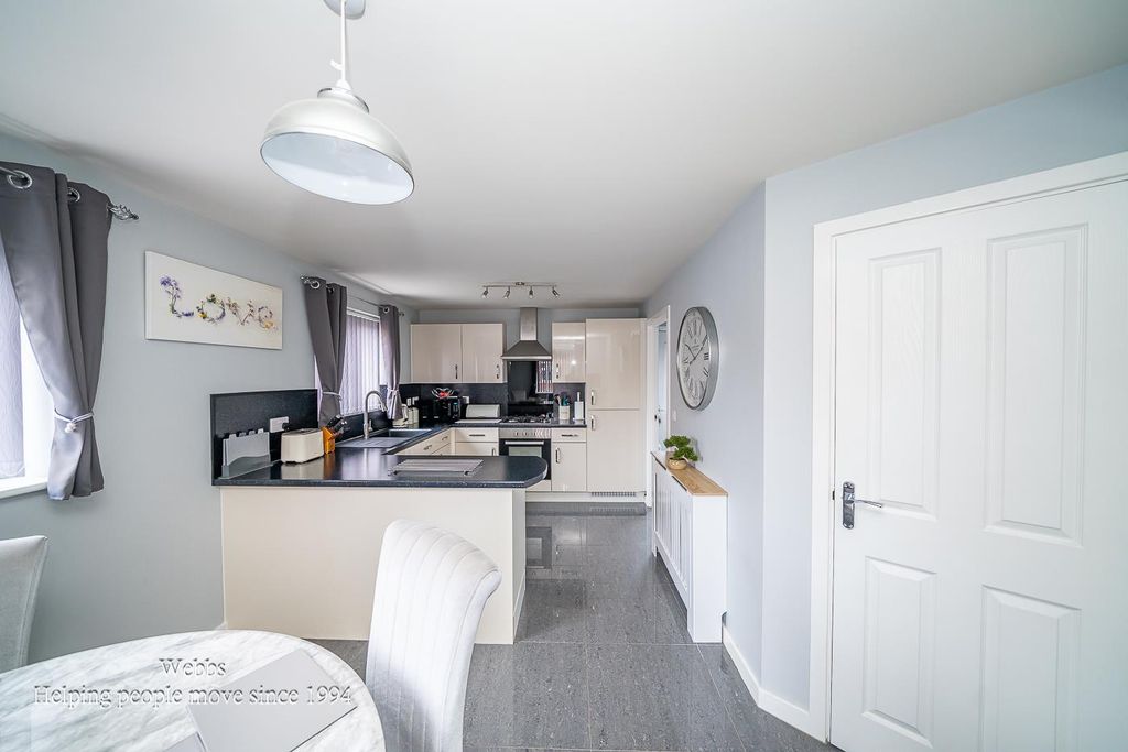 Property photo 3 of 30 Webbs-4.Jpg