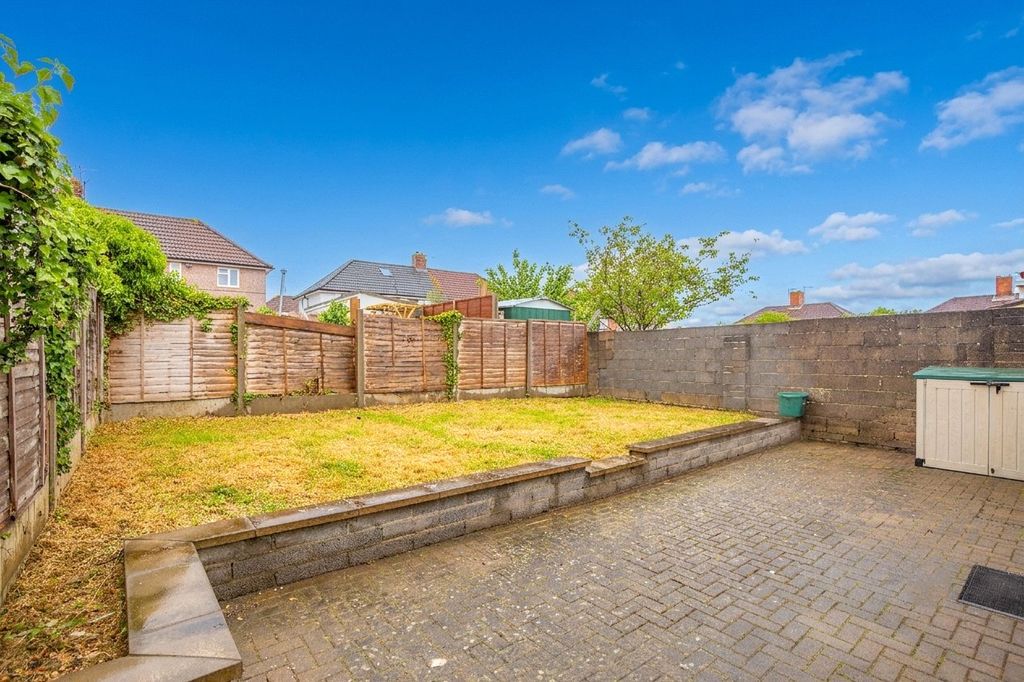 Property photo 3 of 10 Picture No. 26