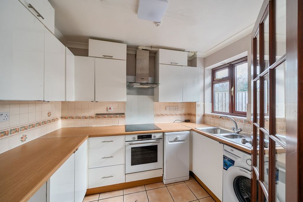 Property photo 2 of 10 1381115126915Bc0Ecf292