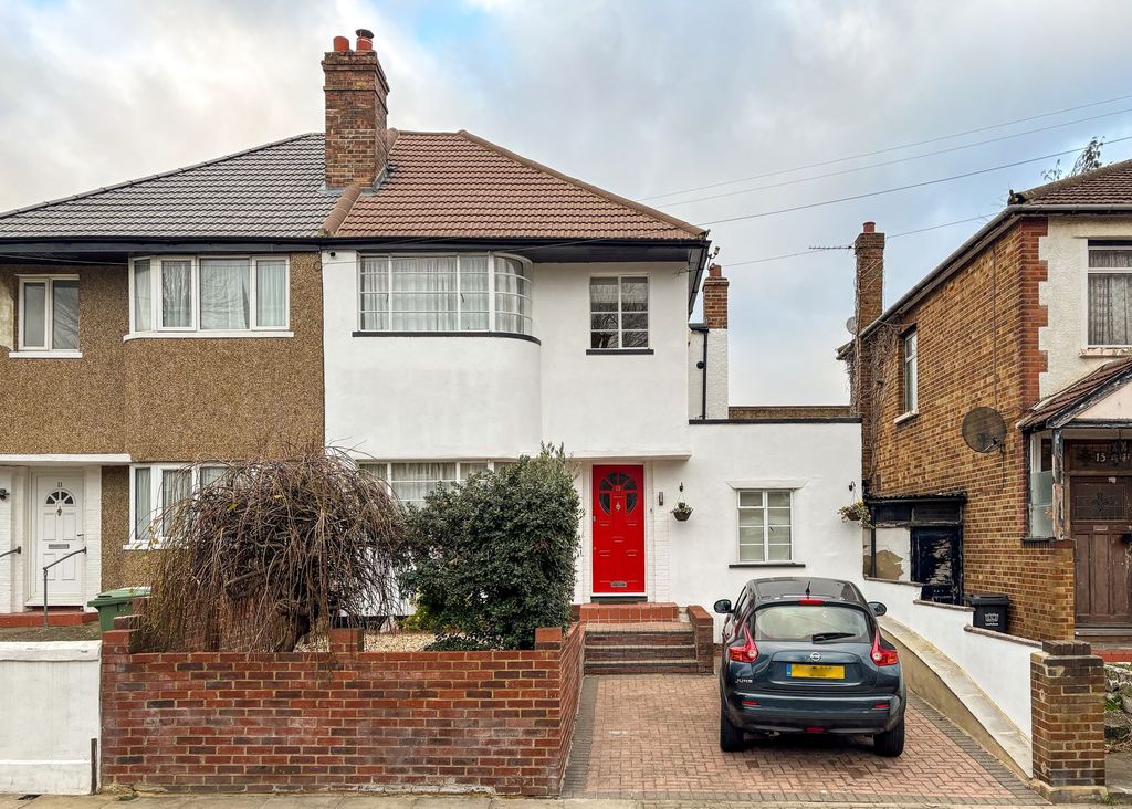 Property photo 1 of 19