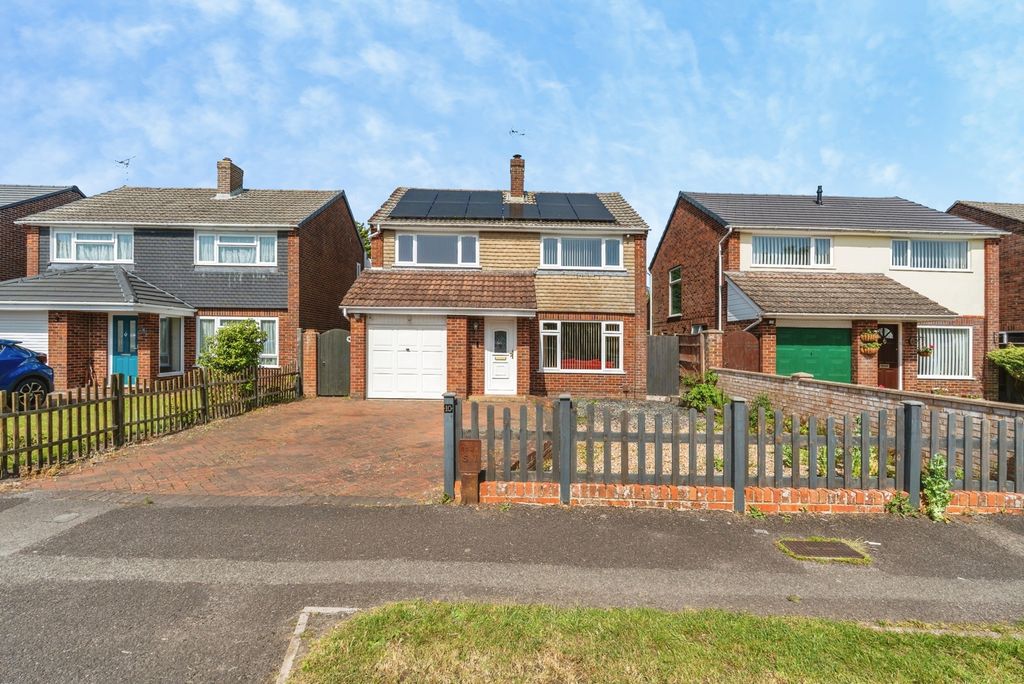 Property photo 1 of 29 Pbox-Img.Jpg